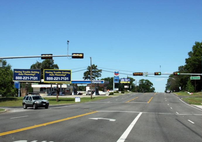HWY 80 S/S .8 MI E/O US 59 Media