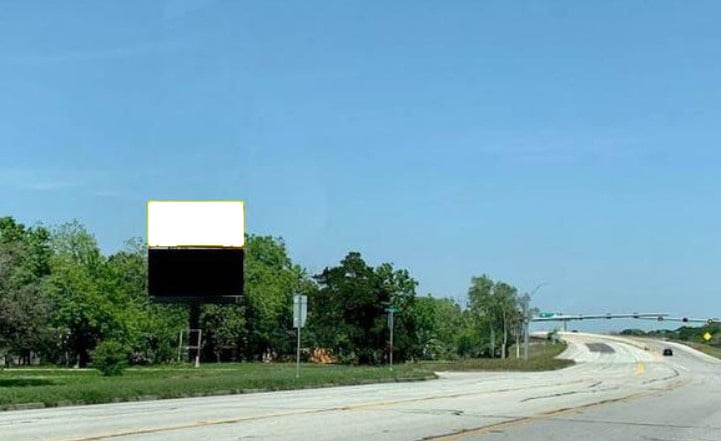 N/S of Hwy 521 (St. Bernard St.), 75 feet E/o Travis St. S/F - Top panel Media