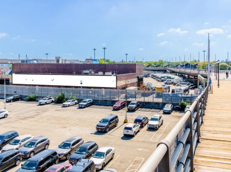 Location photo for 126th St near Mets-Willets Point, Corona (Queens County)