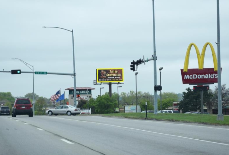 N/S HWY 370 .1m w/o 36TH STREET - FE