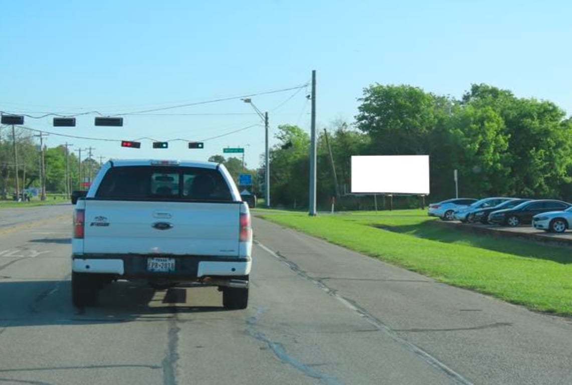Location photo for Hwy 35 & Wildcat Dr (Angleton)