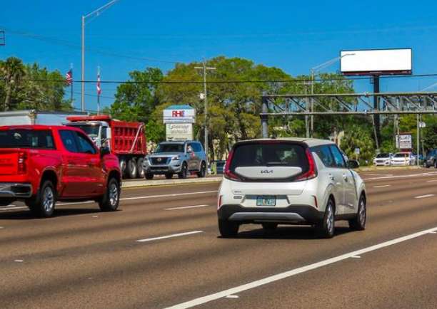 Location photo for FL-55 near Us Hwy 19 N + 29492 (Clearwater)