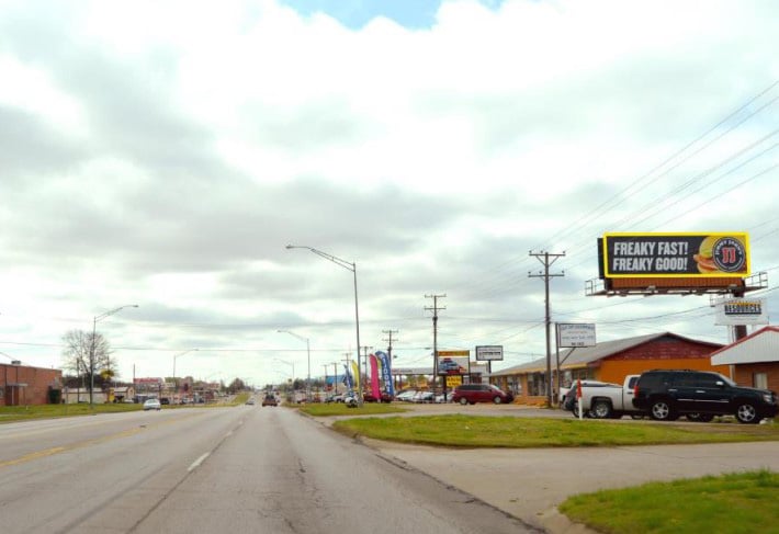 Location photo for NE Washington Blvd near Highland Park Square (Bartlesville)