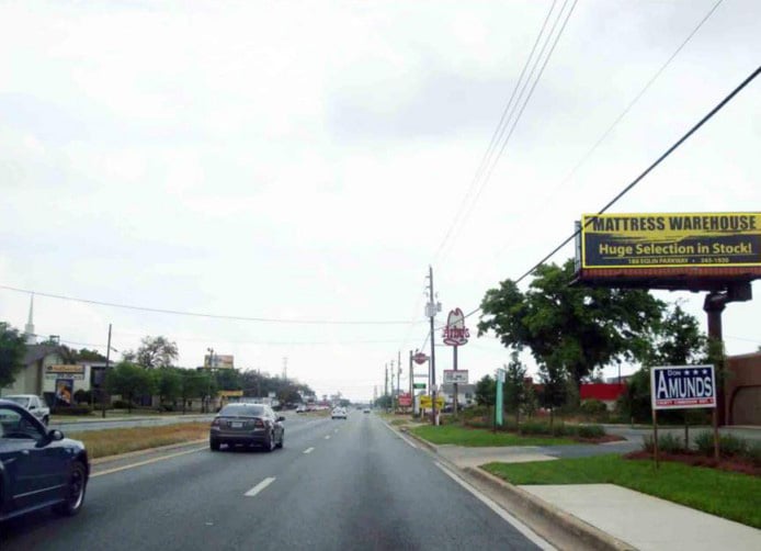 W/S BEAL PKWY A/F FETTING F/N TRI Media