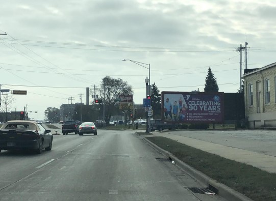 Sheridan Rd 90 ft N/O 52nd St WS Media