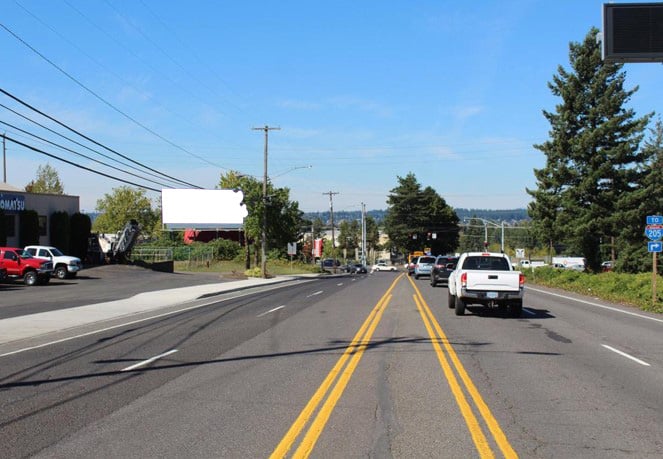 Location photo for NE 82nd Ave near NE Lombard & 82nd, Cully (Portland)