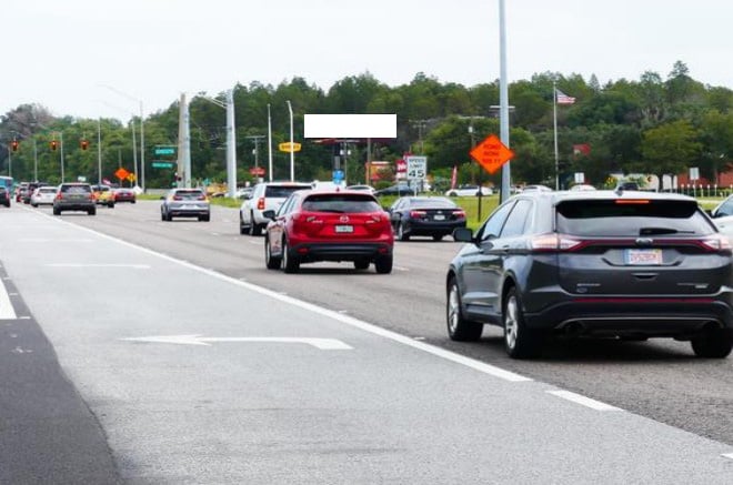 Location photo for Sun City Center Blvd near SR 674 @ Cypress Village Blvd, Kings Point Condo (Sun City Center)