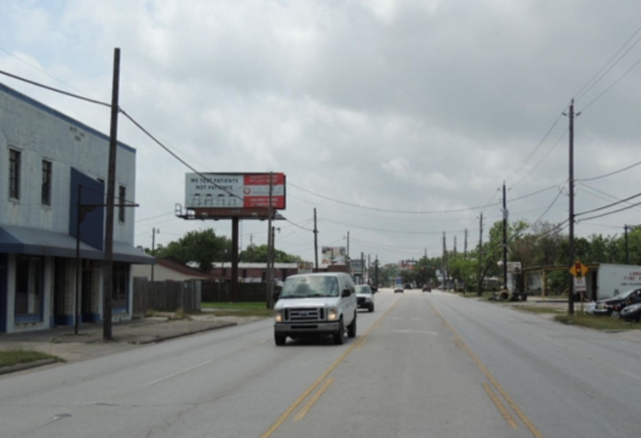 S. Main St., 1.47 mi N/O IH 10 Media