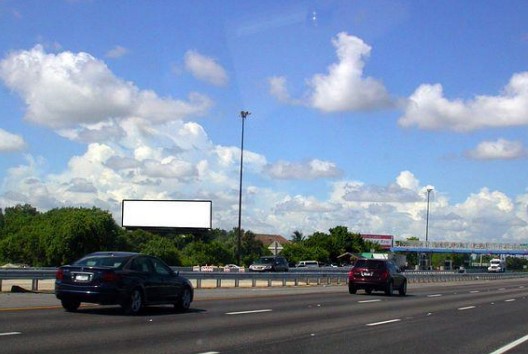 Location photo for Cove Lake Rd (North Lauderdale)