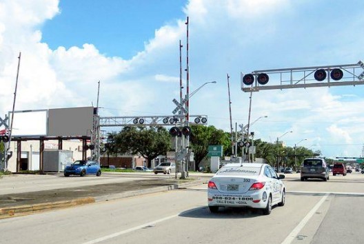 Location photo for Stirling Rd near Stirling Road & Northwest 29th Av (Dania Beach)