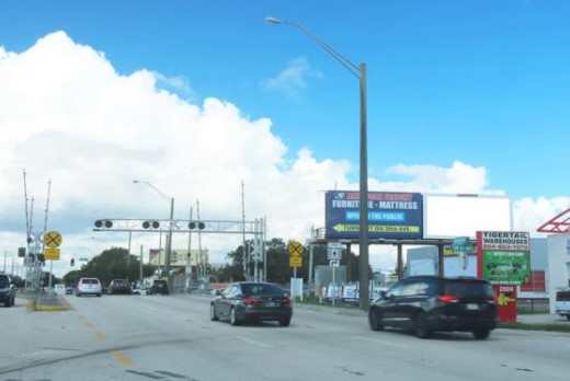 Location photo for Stirling Rd near Stirling Road & Northwest 29th Av (Dania Beach)