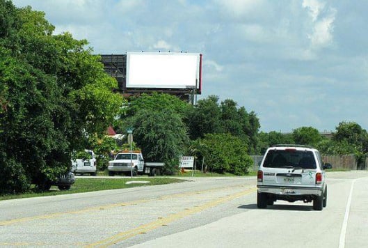 Location photo for Ravenswood Rd near FLL Airport Flight Landing View Point (Fort Lauderdale)
