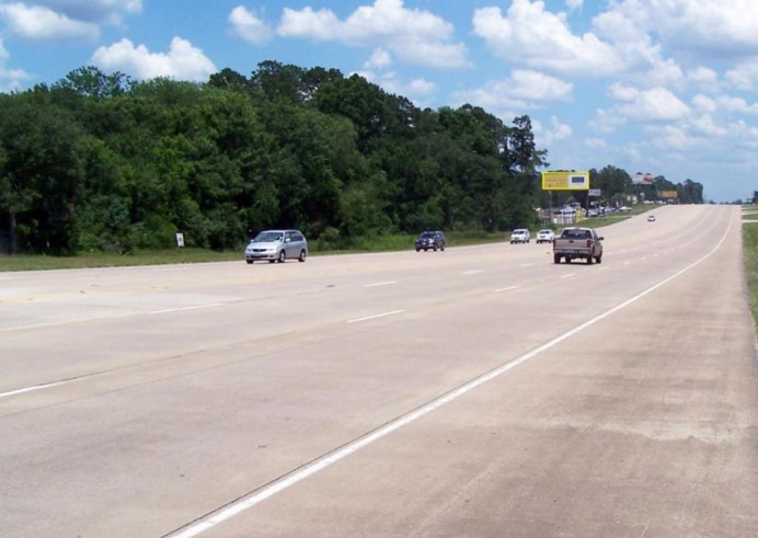 N/S HWY 105, .6M E/O MCCALAB RD LH FW Media