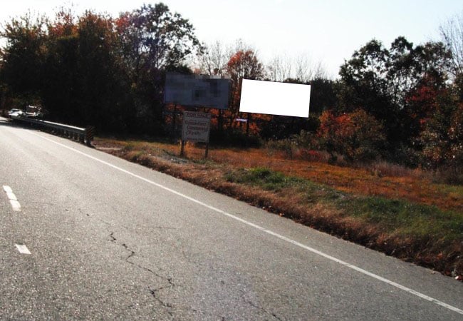 Location photo for N Stonington Rd near Sun Outdoors Mystic, Pawcatuck (Stonington)