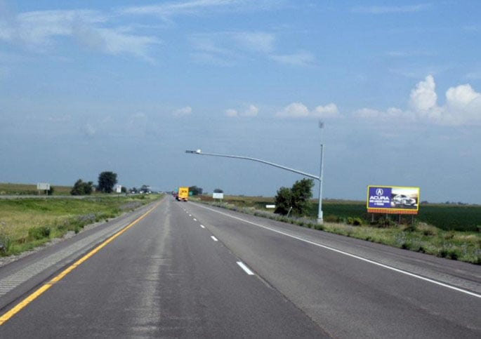 I-74 3.5 MI E/O CARLOCK E/F Media