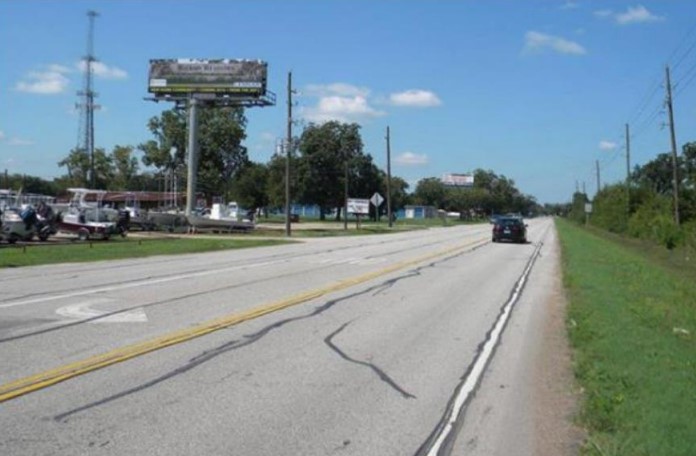 FM 359 S/S 4 MI N/O US 90 Media