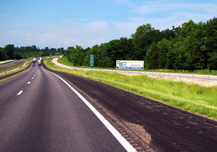 S/S I-44 @ MM 241 E/B Media