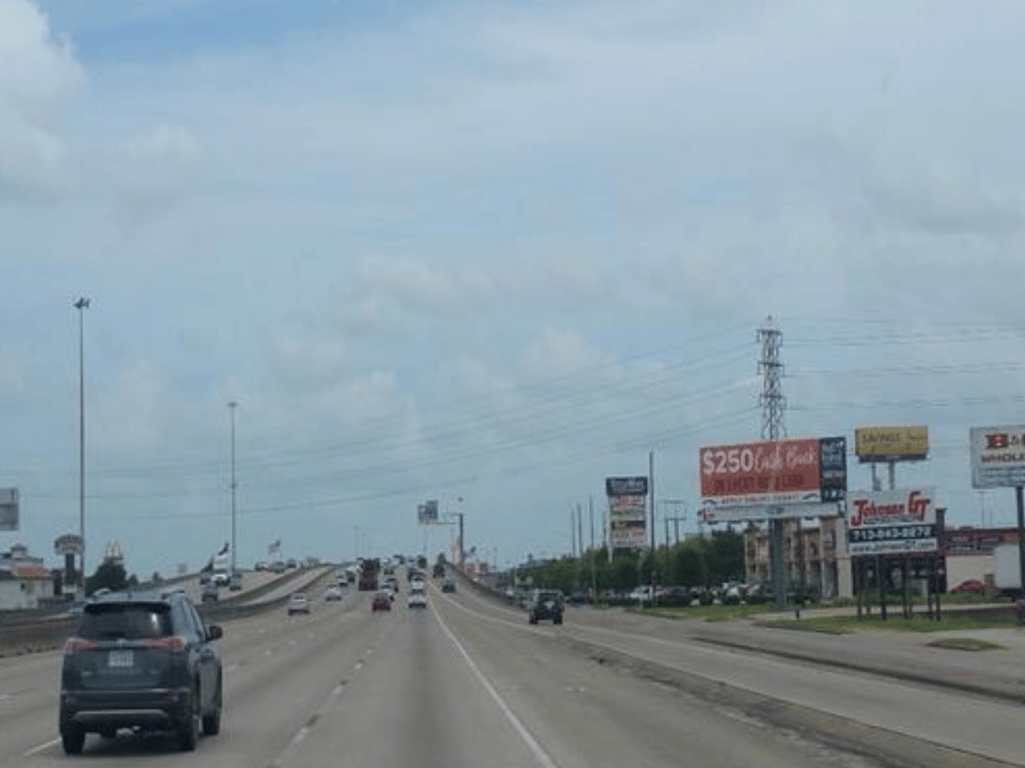 Location: 11446 I-45 S (Gulf Fwy) N/O Almeda Genoa Rd Media