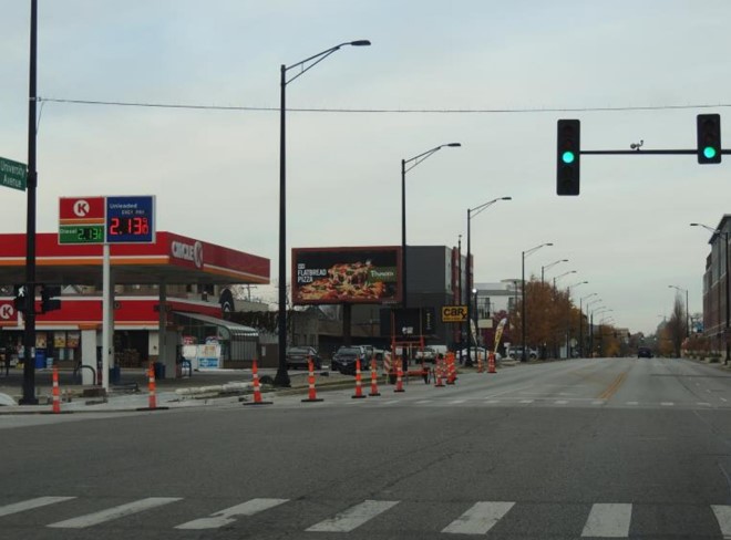 603 E University Ave. 130 ft E/O Sixth St. SS F/E - 1 Media