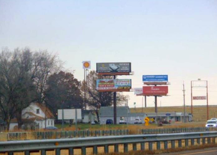 Location photo for Elevator St near Jennifer E. Richards, MD (Farmersville)