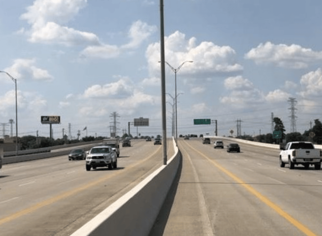 Location: South Sam Houston Pkwy W/ W/O Fondren Media