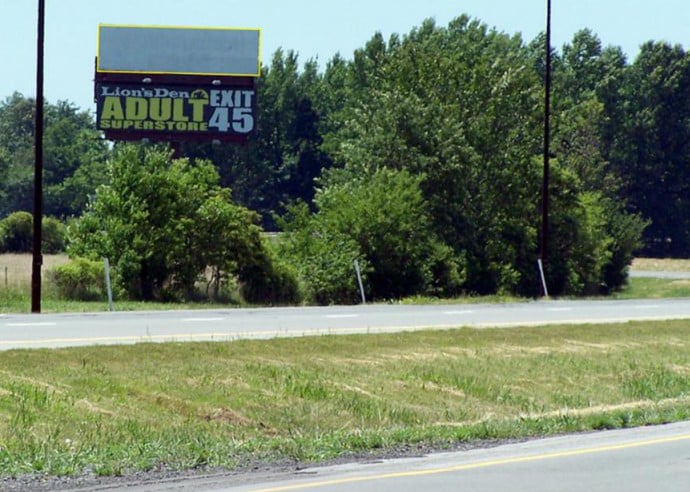 E/S I-57 @ M.M. 71 ON-RAMP Media