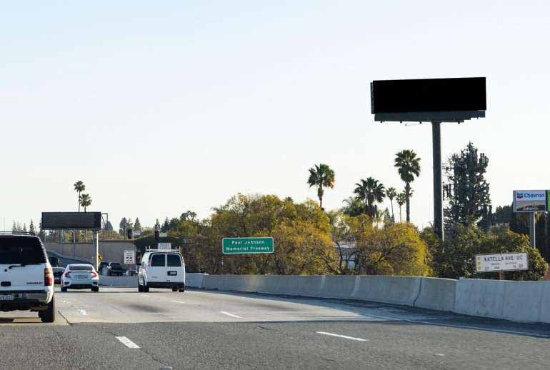 Newport Fwy S/L E/O Katella% (NO EXT) F/N Media