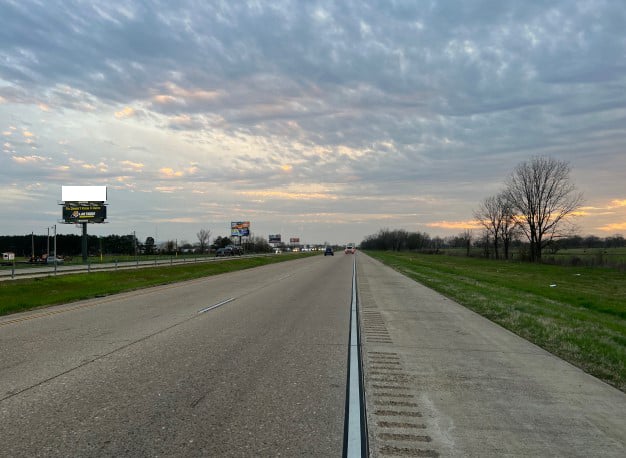 I-30 EAST 2.8 mi E/O SR 108 ES Media