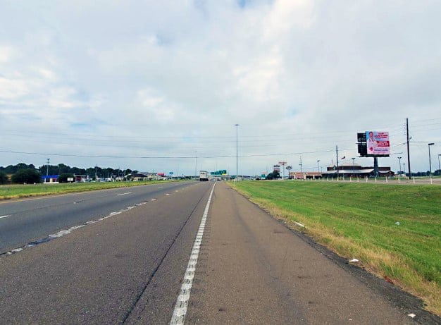 I-30 0.2 mi W/O RICHMOND RD NS Media