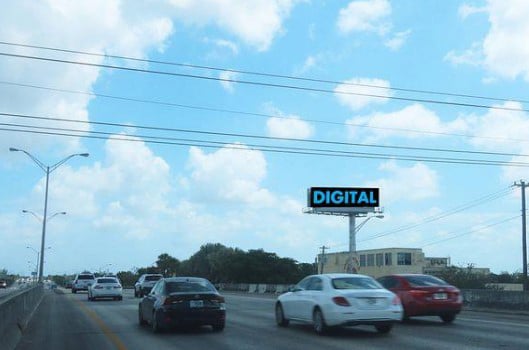 Location photo for NW 47th Ave near NW 167 St & NW 47 Av (Miami Gardens)