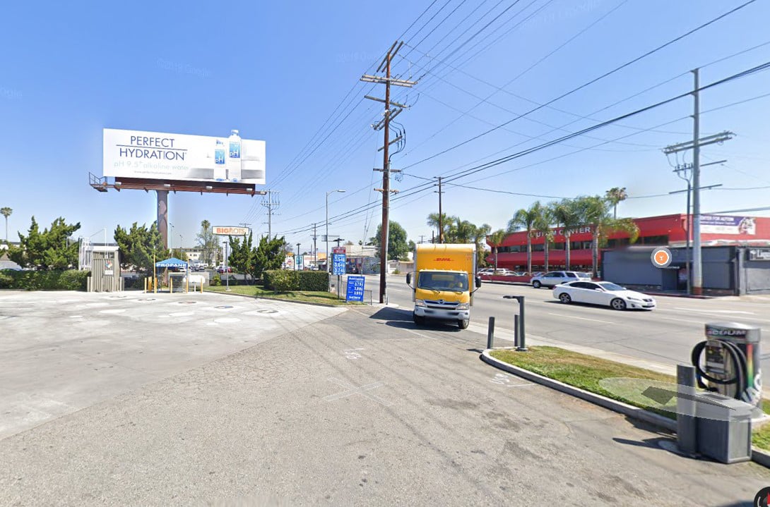 Location photo for Sherman Way (Los Angeles)
