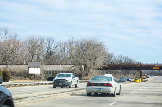 Location photo for Grand Ave & First St (Gurnee)