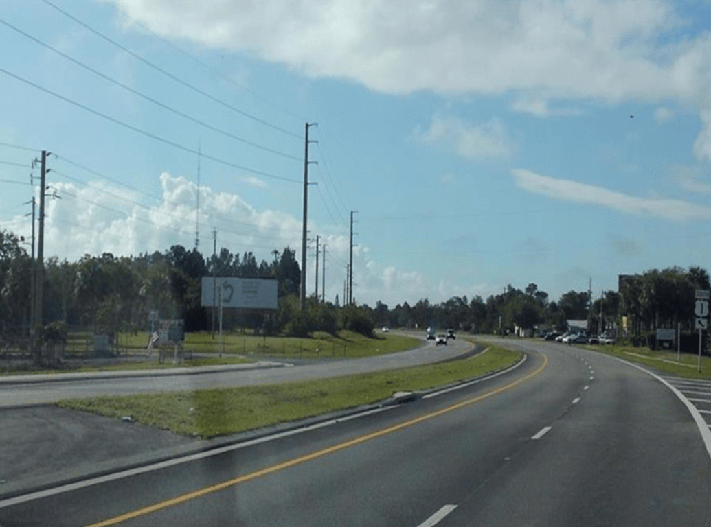 E/S US 1 400 FT N/O SR 713 S/B Media