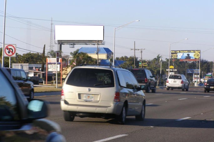 Location photo for US Hwy 19 N near Us Hwy 19 N + Silk Oak Lodge Mhp (Clearwater)