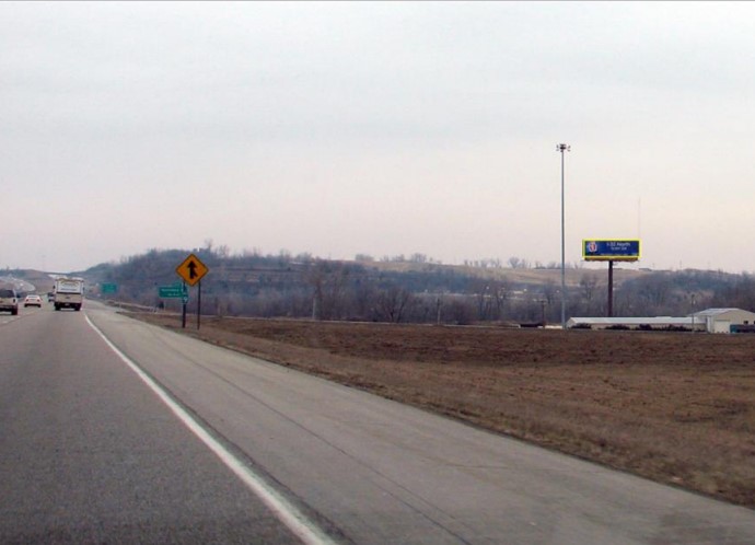 W/S I-435 1.2MI S/O K-32 FN Media