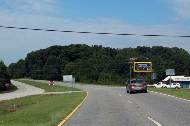 HWY 178 0.1 mi W/O AMITY RD NS Media