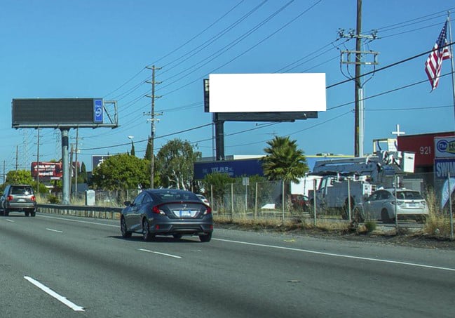 US 101 1000 ft & Lafayette St F/S Media