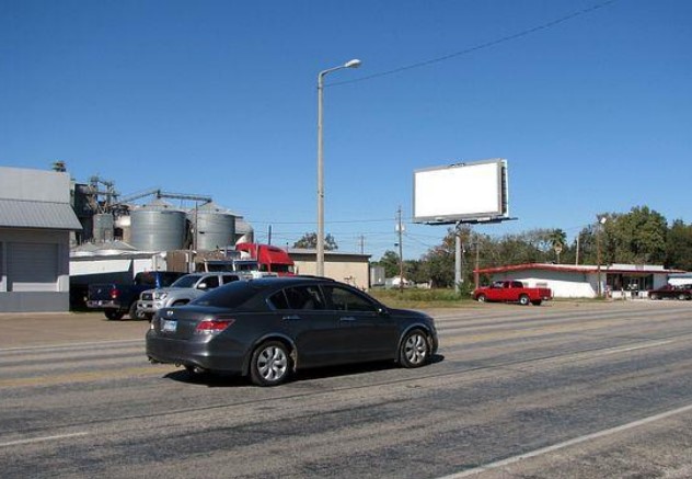 Location photo for Avenue F near Matagorda County Museum (Bay City)