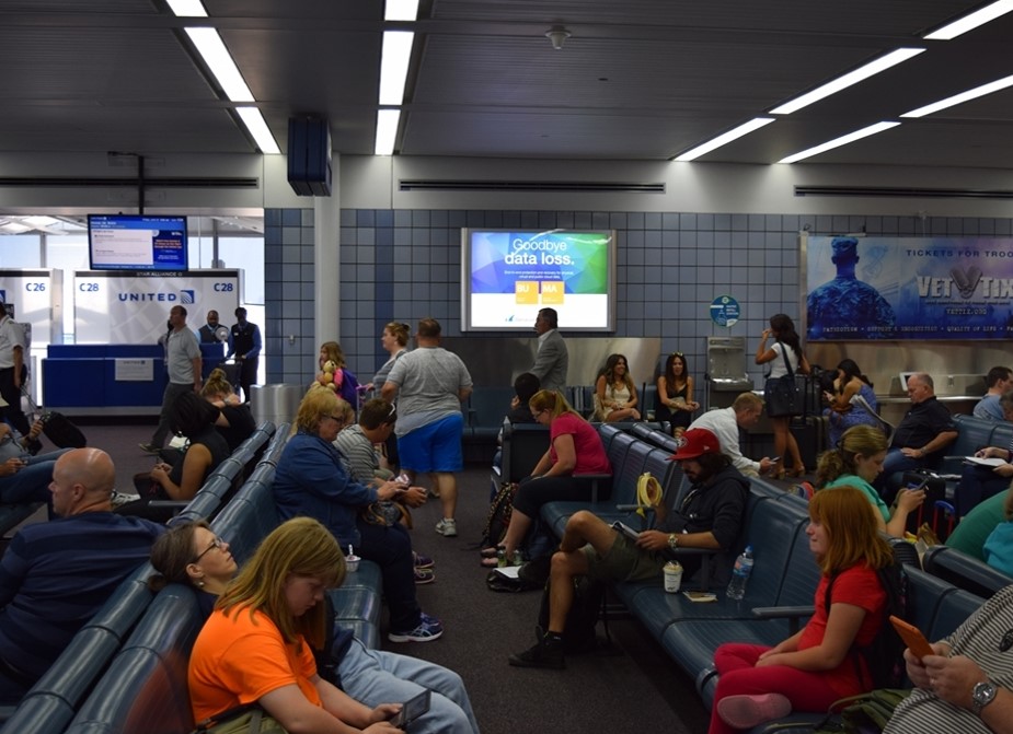 Lit Multi Graphic Diorama in Amf Ohare, IL