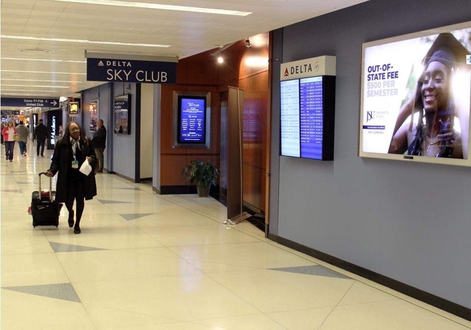 Lit Multi Graphic Diorama in Amf Ohare, IL