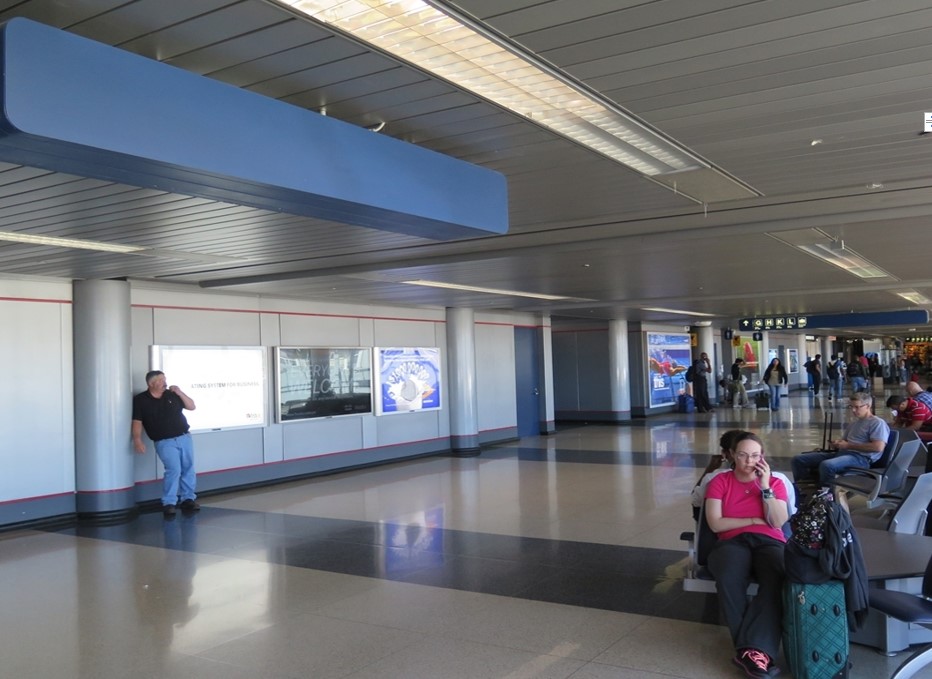 Lit Multi Graphic Diorama in Amf Ohare, IL