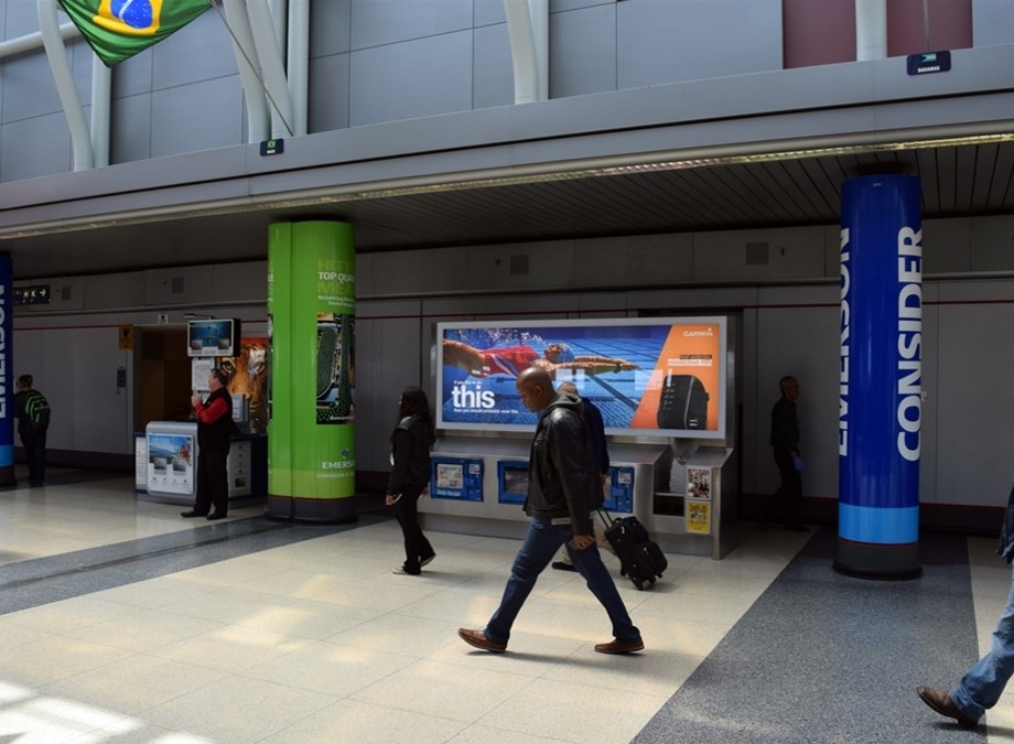 Lit Tension Fabric Display in Amf Ohare, IL