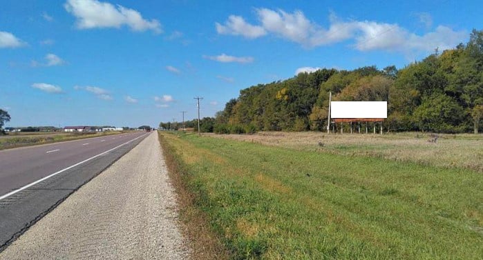 IA 122 2 MILES E/O I-35 F/E Media