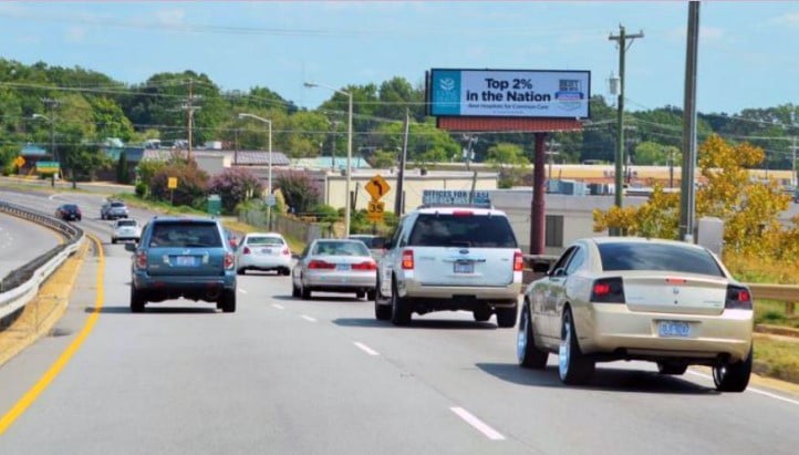 WENDOVER AVE @ BATTLEGROUND AVE SS Media