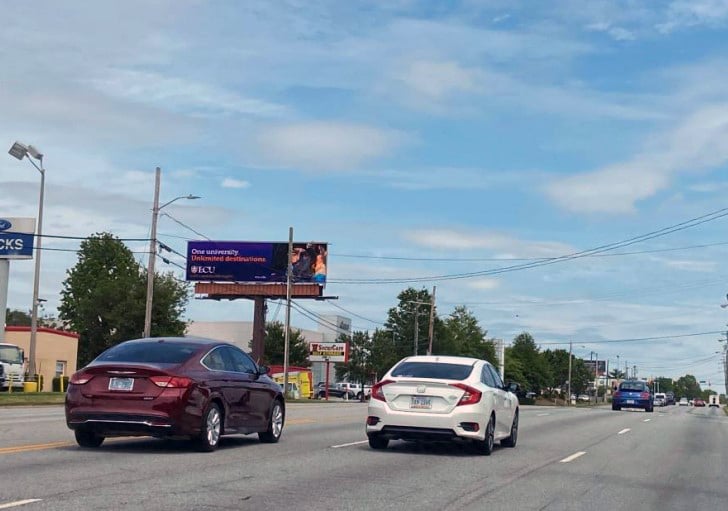 3728 W. WENDOVER AVE 1 MI N/O I-40 Media