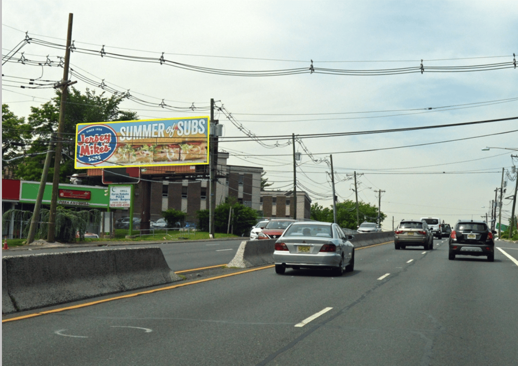 Location photo for Vauxhall Rd near Vauxhall Rd at Highland Ave (Union)