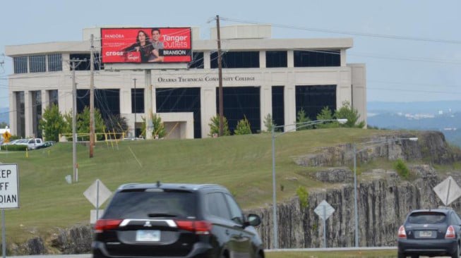 Location photo for Historic Hwy 165 near OTC Table Rock Campus (Hollister)
