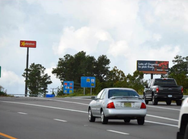 US HWY 17 N W/S 0.10 MI N/O STATE HWY Media