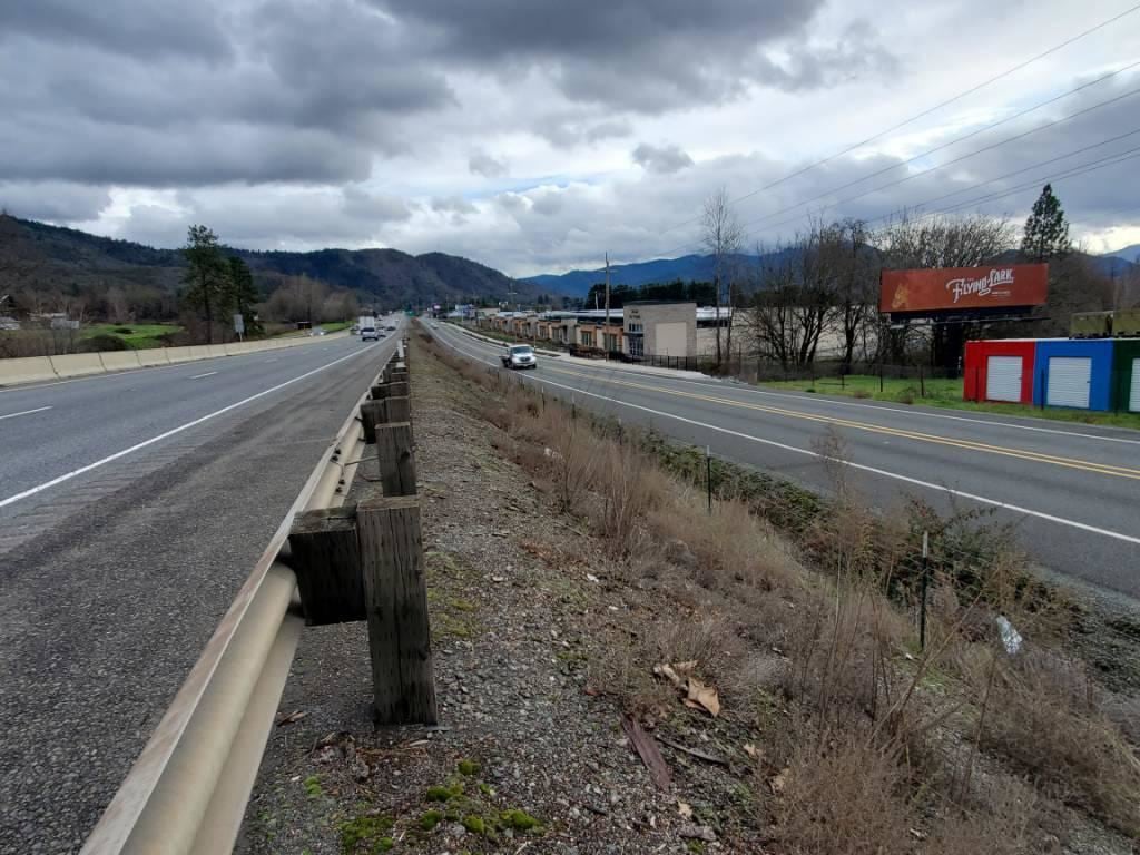 Location photo for NW Vine St near North Hill & Hawthorne (Grants Pass)