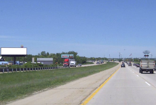 US-131 .5 mi S/O West River Dr WS F/S Media